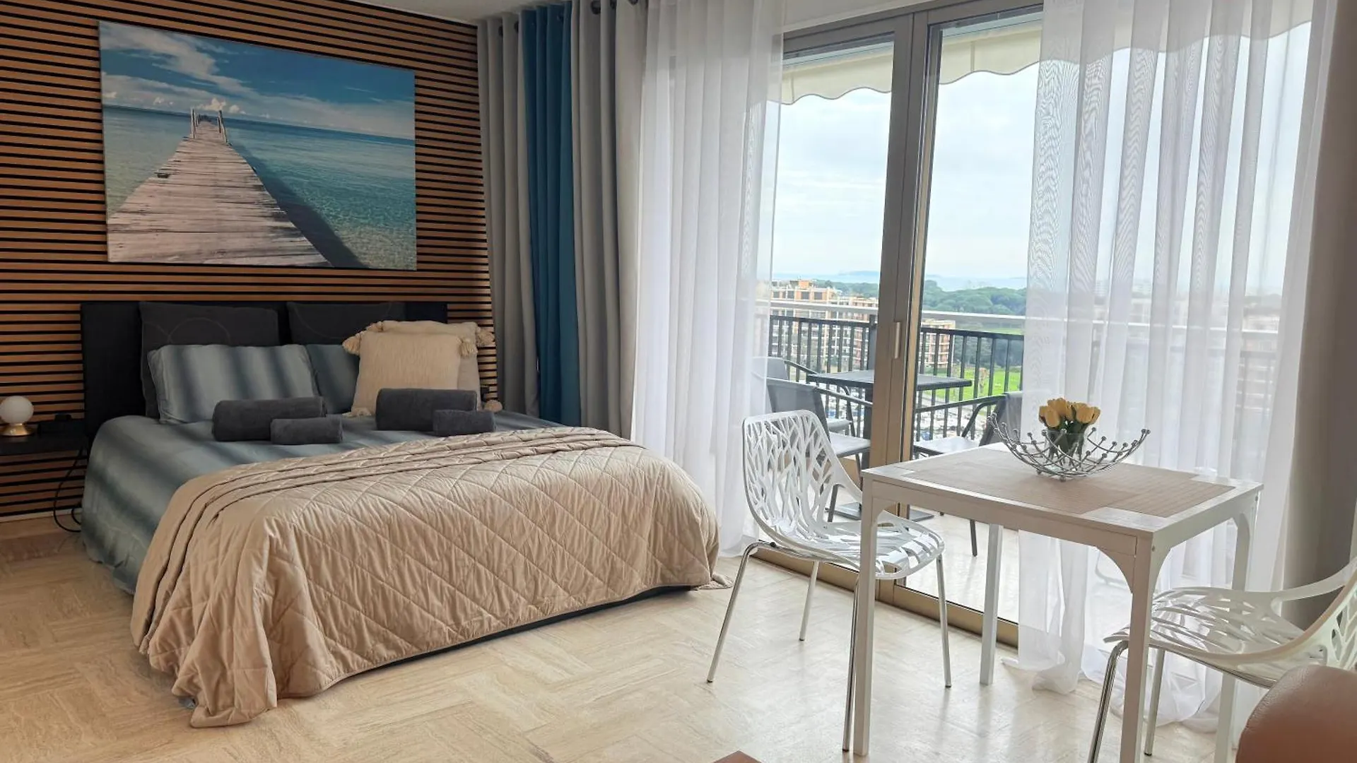 My Resid Appart Divina Cannes Marina Vue Mer contacts
